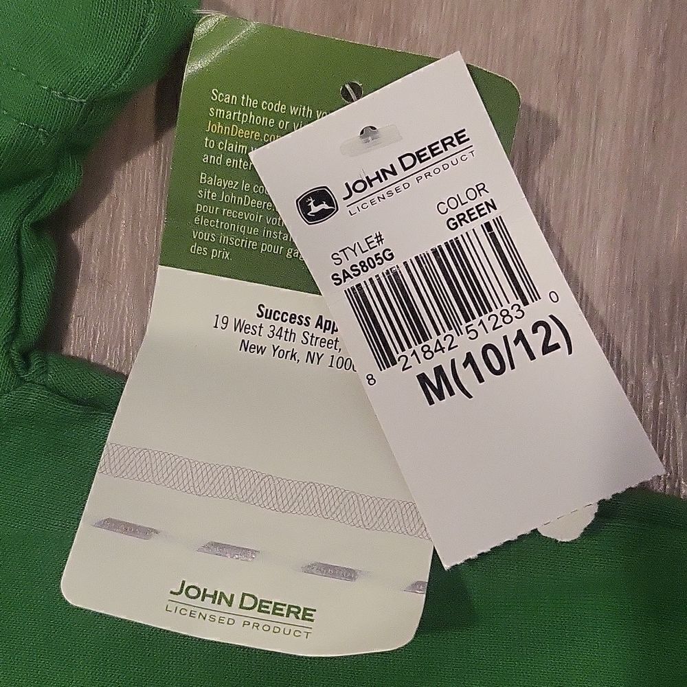 John Deere boys M 10/12 100% cotton tshirt excellent condition